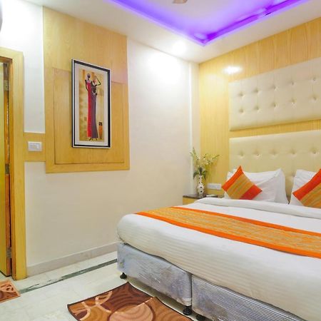 Hotel Karlo Kastle - Paharganj - New Delhi Extérieur photo