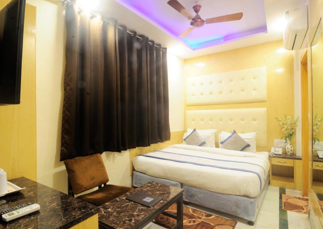 Hotel Karlo Kastle - Paharganj - New Delhi Extérieur photo