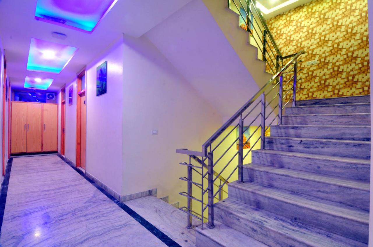 Hotel Karlo Kastle - Paharganj - New Delhi Extérieur photo